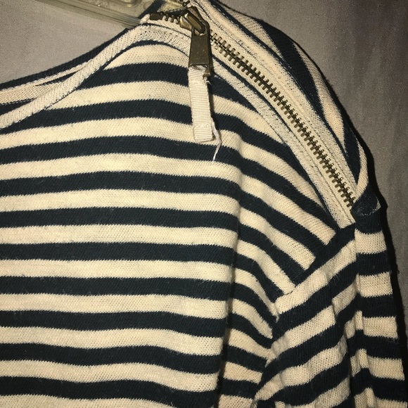 Ann Taylor LOFT navy blue and beige striped top - Picture 2 of 4